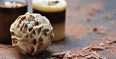 Tartufi s bijelom čokoladom i maslacem od kikirikija