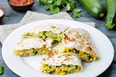 Tortilje s tikvicama, brokulom i sirom