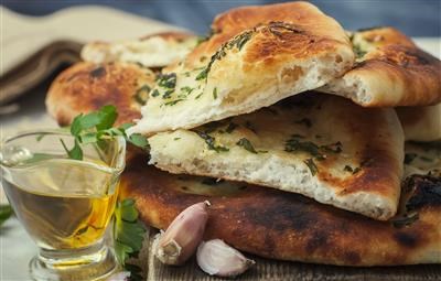 Lepinje s češnjakom