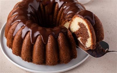 Kuglof sa sirupom od naranče 