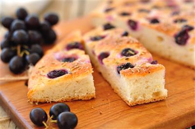 Focaccia s grožđem