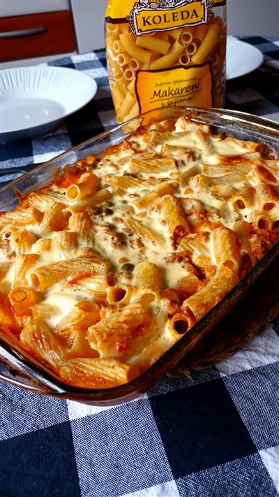 Zapečeni makaroni u mesnom umaku 