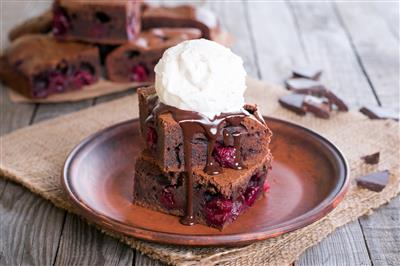 Brownie s višnjama