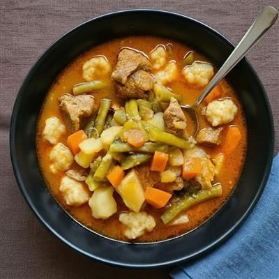 Čušpajz od teletine s mahunama i noklicama