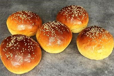 Brioche burger peciva