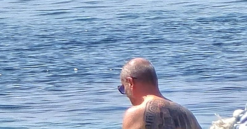 Cijela plaža u Dalmaciji gledala je u ovog tipa, za sve su zaslužne urnebesne kupaće hlače