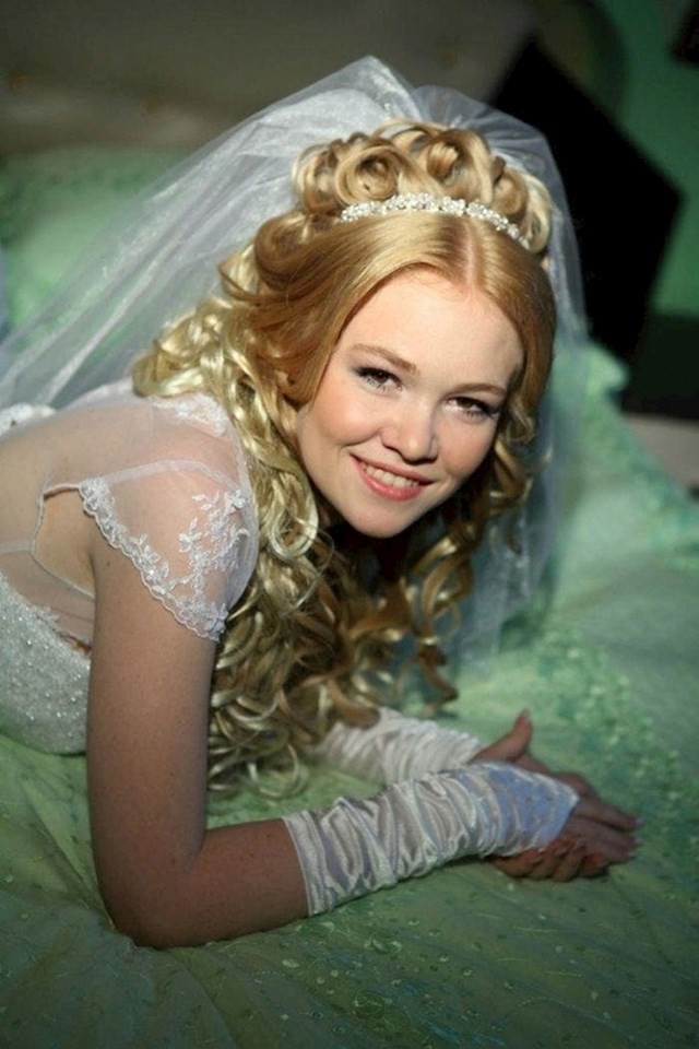 Julia Stiles se udala?