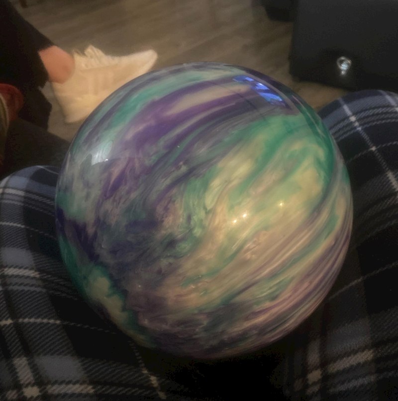 Kugla za kuglanje bez rupica za prste