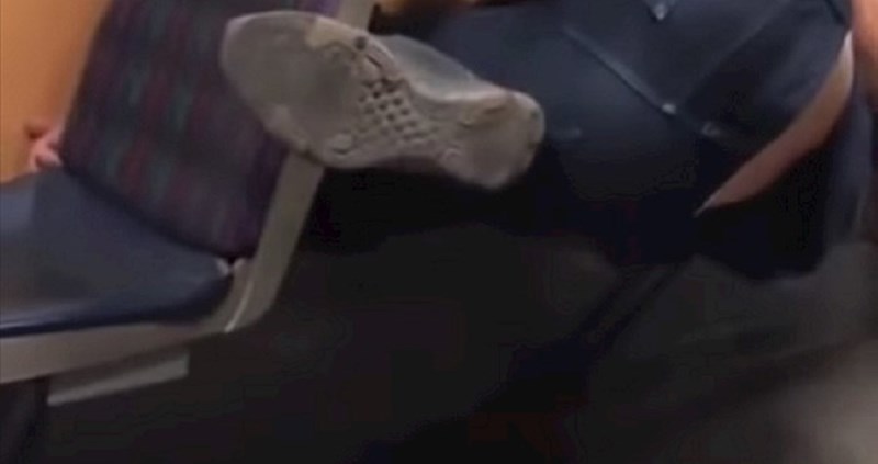 Tip snimljen u tramvaju postao je hit na društvenim mrežama, prizor je teško opisati