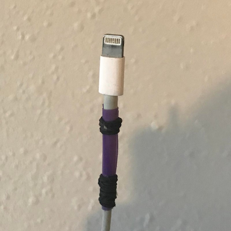 Nisam imao izolir traku pa sam koristio slamku i gumice