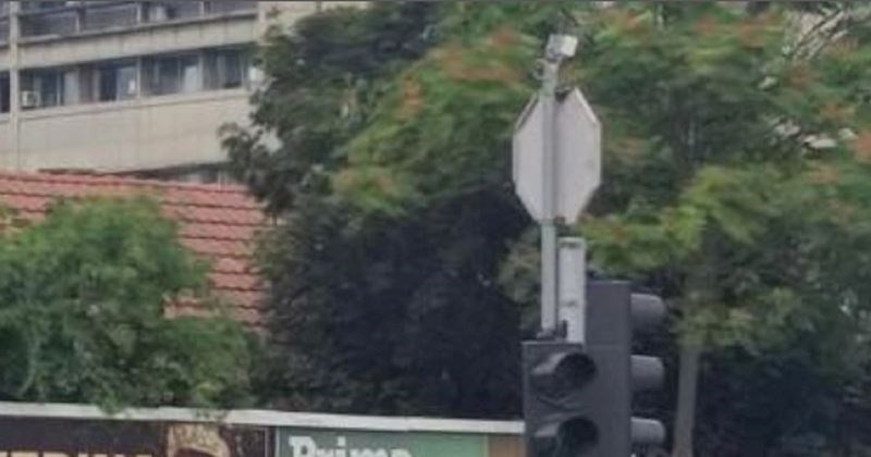 Nespretno postavljeni plakati u Osijeku totalni su hit na Instagramu, kužite li u čemu je fora?