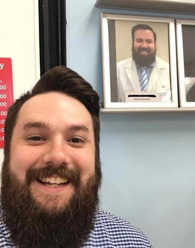 Ovaj čovjek u čekaonici kod stomatologa shvatio je da će mu zube popravljati njegov dvojnik