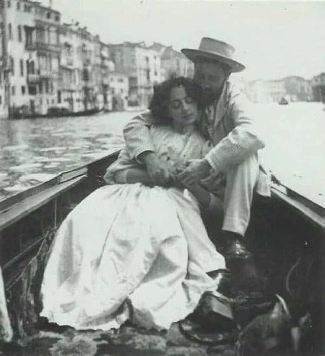 Prekrasan par u Veneciji, 1890. godine
