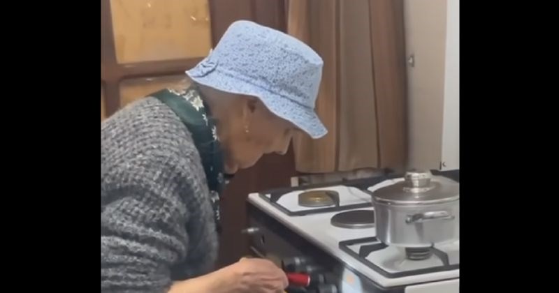 Brižna bakica osvojila je simpatije cijele Hrvatske ovom preslatkom snimkom, morate vidjeti