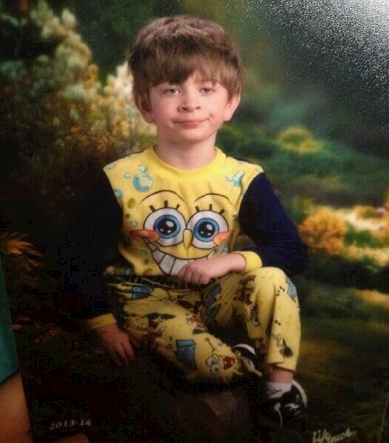 Mama je pomiješala dan kada se fotografiraju za školski godišnjak i dan kada odlaze u školu u pidžami