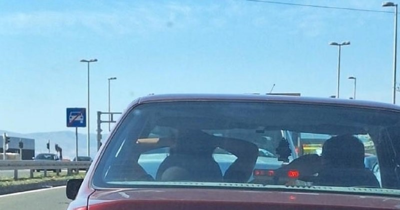 Netko je na Forda dodao jednu riječ i postao hit na Fejsu. Fora je tako jednostavna, a tako dobra!