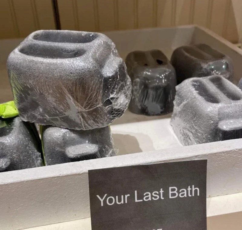 Bombe za kupanje u obliku tostera s urnebesnom porukom