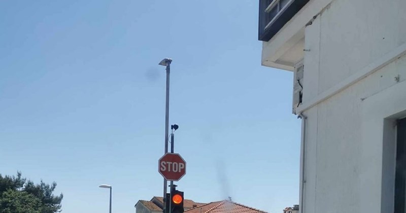 Semafor u Dalmaciji poprilično je zbunio naše, a pogotovo strane vozače. Ovo je tako tipično za RH