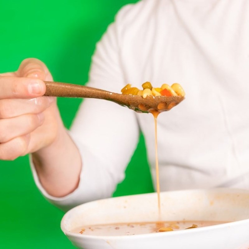 Rupičasta žlica za dijetu