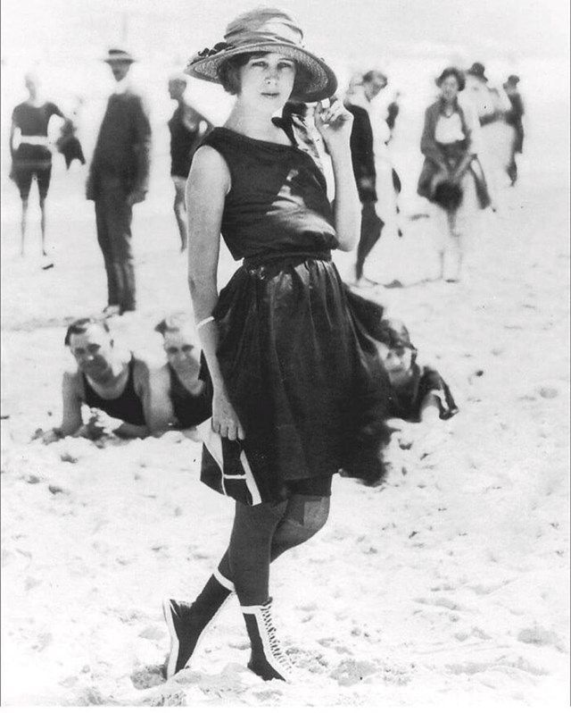 Odlazak na plažu sa stilom, 1915.