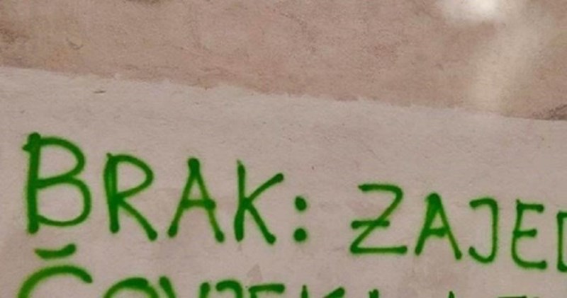 Na fasadi zgrade osvanuo je urnebesan grafit, morate vidjeti kako je autor definirao brak