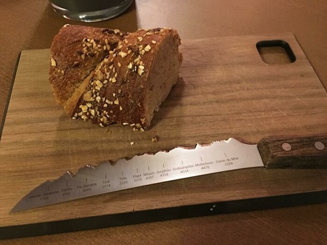 Nož u jednom švicarskom restoranu ima oštricu u obliku najviših vrhova švicarskih Alpi