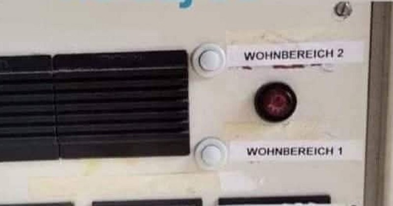 Na interfonu zgrade u Njemačkoj netko je primijetio urnebesan prizor, regijom se šera brzinom munje