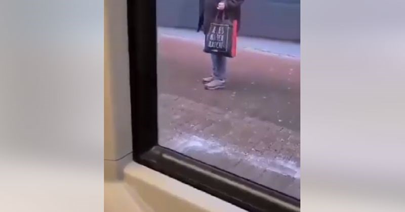 Snimka žene iz Zagreba hit je na društvenim mrežama, pogledajte kako se osigurala da se ne posklizne