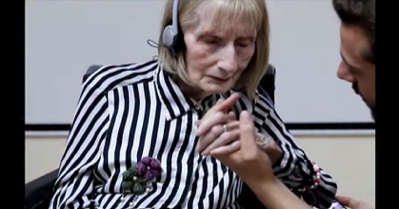 Balerini oboljeloj od Alzheimera pustili su Labuđe jezero, njena reakcija naježit će vas do kostiju