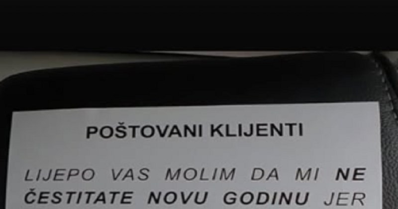 Taksist iz Sarajeva nasmijao je klijente, a onda i regiju, novogodišnjom porukom u autu. Hit je!