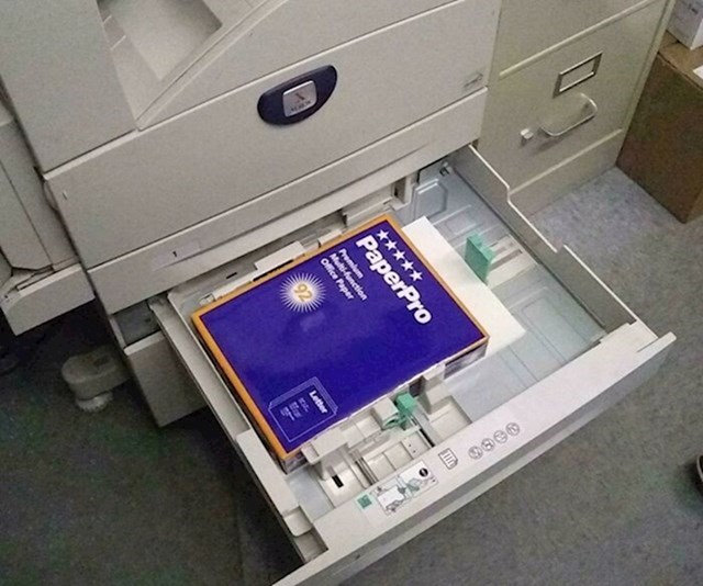 Kolega s posla kaže da printer ne radi
