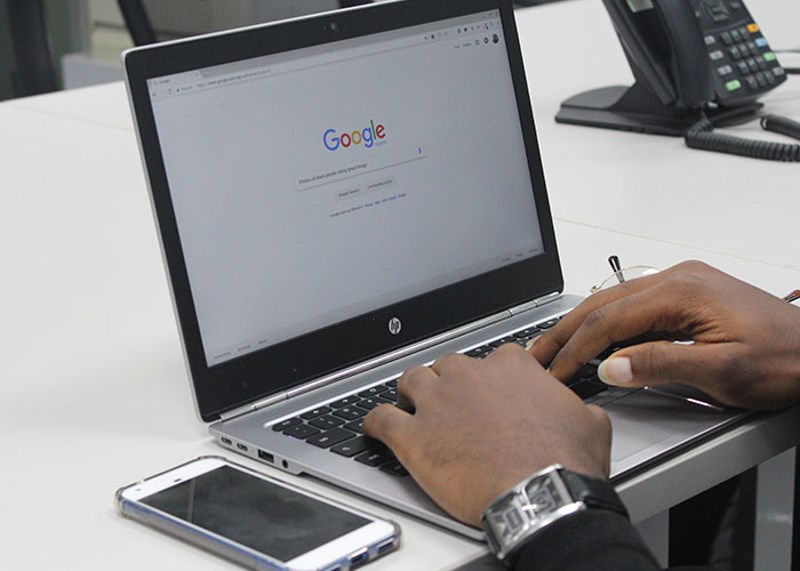 Samo 65% ljudi ima pristup internetu.