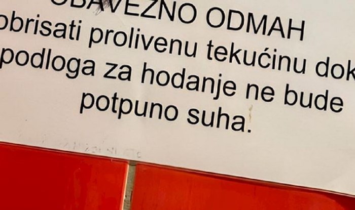 Ovo je najsmješnije upozorenje za sklizak pod ikad, jedan urnebesan detalj ukrao je svu pažnju