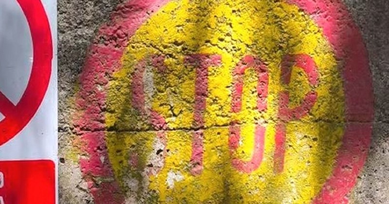 Znak zabrane fotkan u Splitu nasmijao je Fejs, za sve je kriva jedna riječ