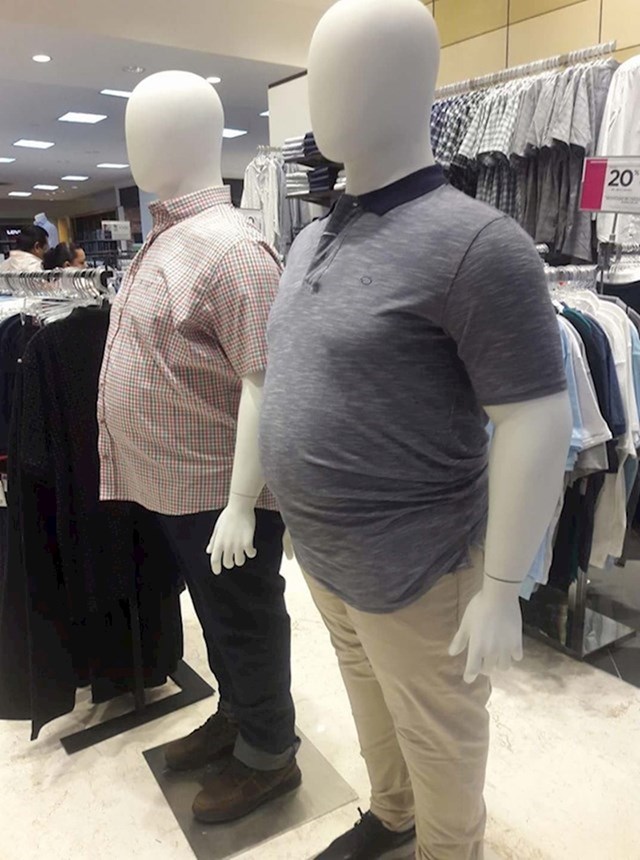 Radi u trgovini i napravio je ovo "da ljudi vide kako će stvarno izgledati majice na njima"