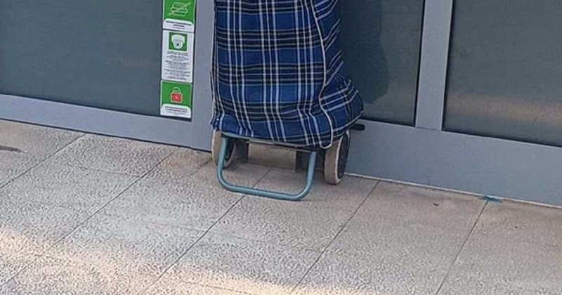 Prizor ispred banke u Splitu dijeli se mrežama, jedna umirovljenica pošteno je nasmijala tisuće