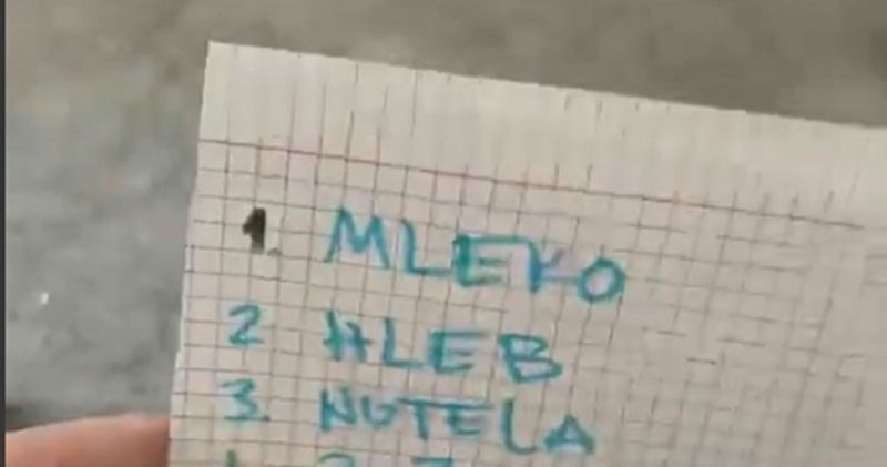 Poslao je sina u dućan s popisom stvari. Jednostavno je morao snimiti ono što je maleni donio...