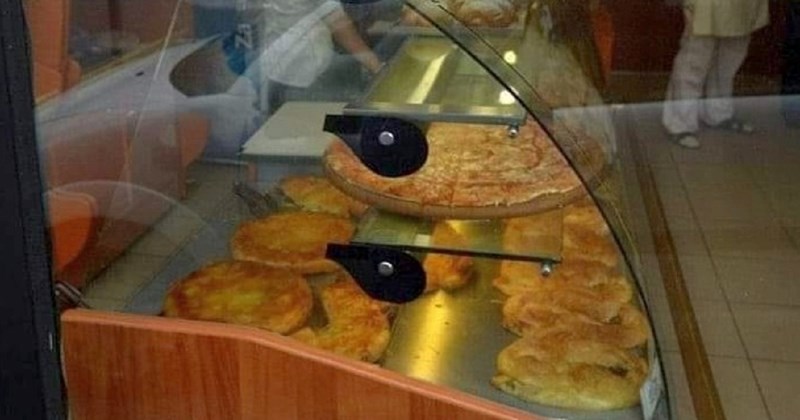Nova vrsta bureka u jednoj pekari diže kosu na glavi Bosancima. Ovo je zaista grehota 😅