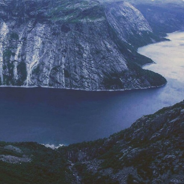Mirno jezero u Norveškoj