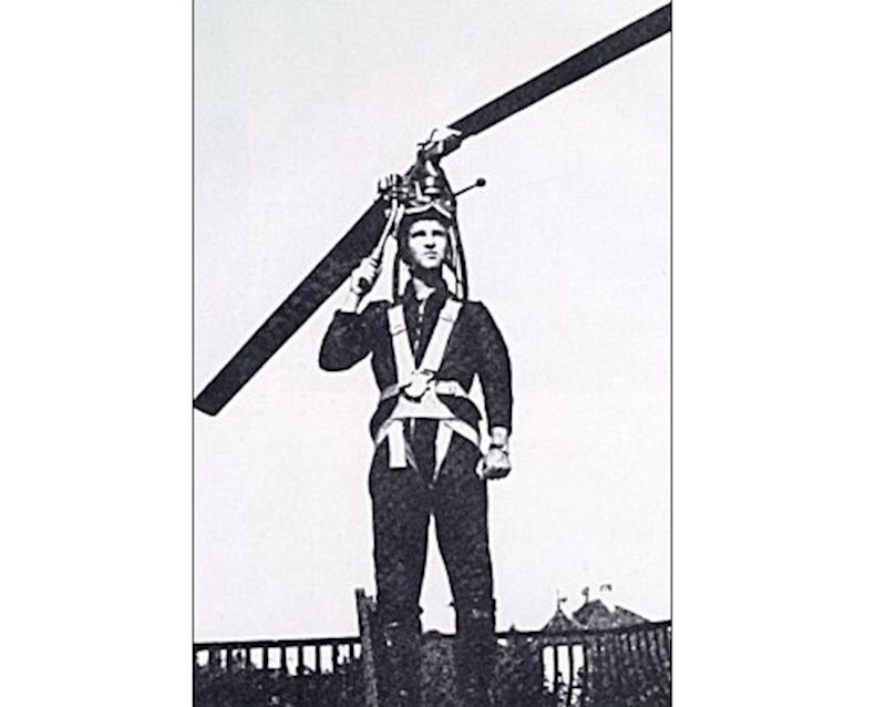 Nijemci su izumili ruksak s helikopterom tijekom Drugog svjetskog rata - koji se nije široko koristio jer je pilotima odrubljivao glave