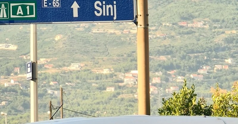 Slogan viđen na automobilu jedne praonice obišao je regiju, urnebesan je i totalno kreativan!