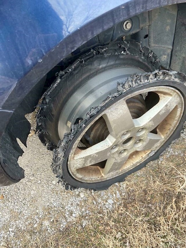 Vozio je 30 kilometara ovako