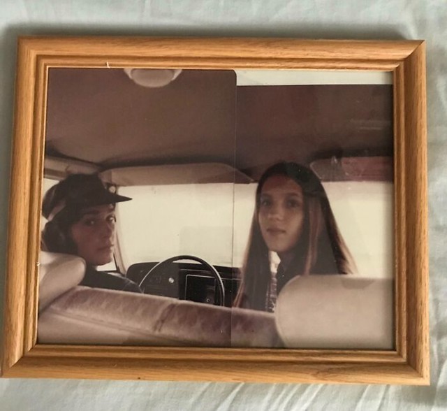 Fotografija roditelja koja je zapravo spoj dviju slika