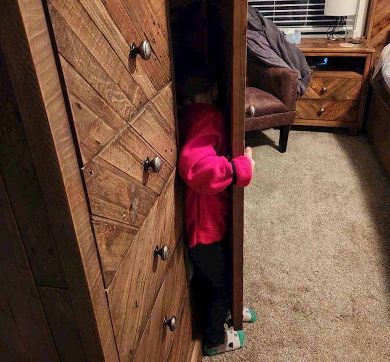 Uvjerena je da je odlična u igri skrivača...