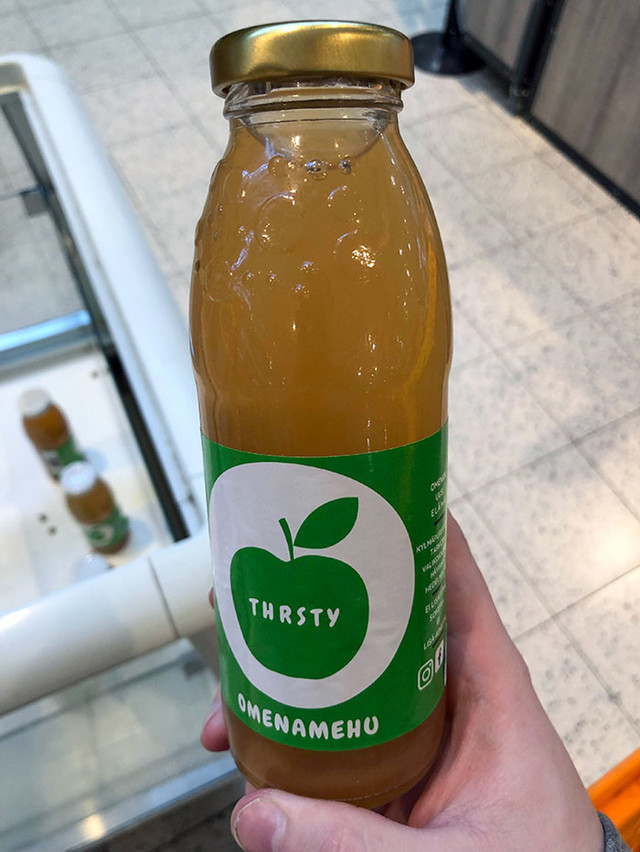 Naš lokalni supermarket pravi sok od neprodanog voća. Doslovno Zero Waste