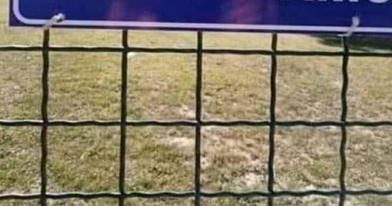 Upozorenje na ogradi obiteljske kuće u Bosni hit je u regiji, ovo niste očekivali