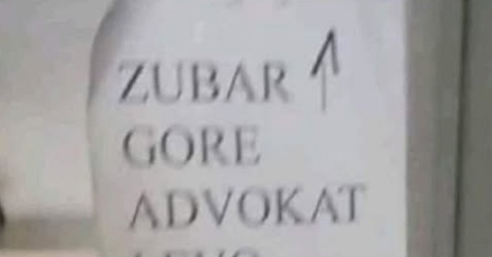 Upute u zgradi s poslovnim prostorima zbunile bi i najsnalažljivije, odmah su postale hit