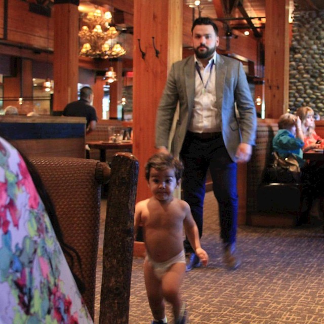 Ovako izgleda naš tipični odlazak u restoran