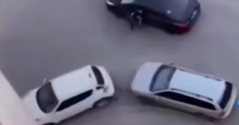 Cura nije bila sigurna ima li dovoljno mjesta za parkiranje, morate vidjeti ovu metodu provjere