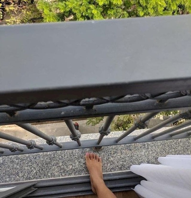 Cura je rezervirala sobu s balkonom. Nije baš ono što je očekivala...